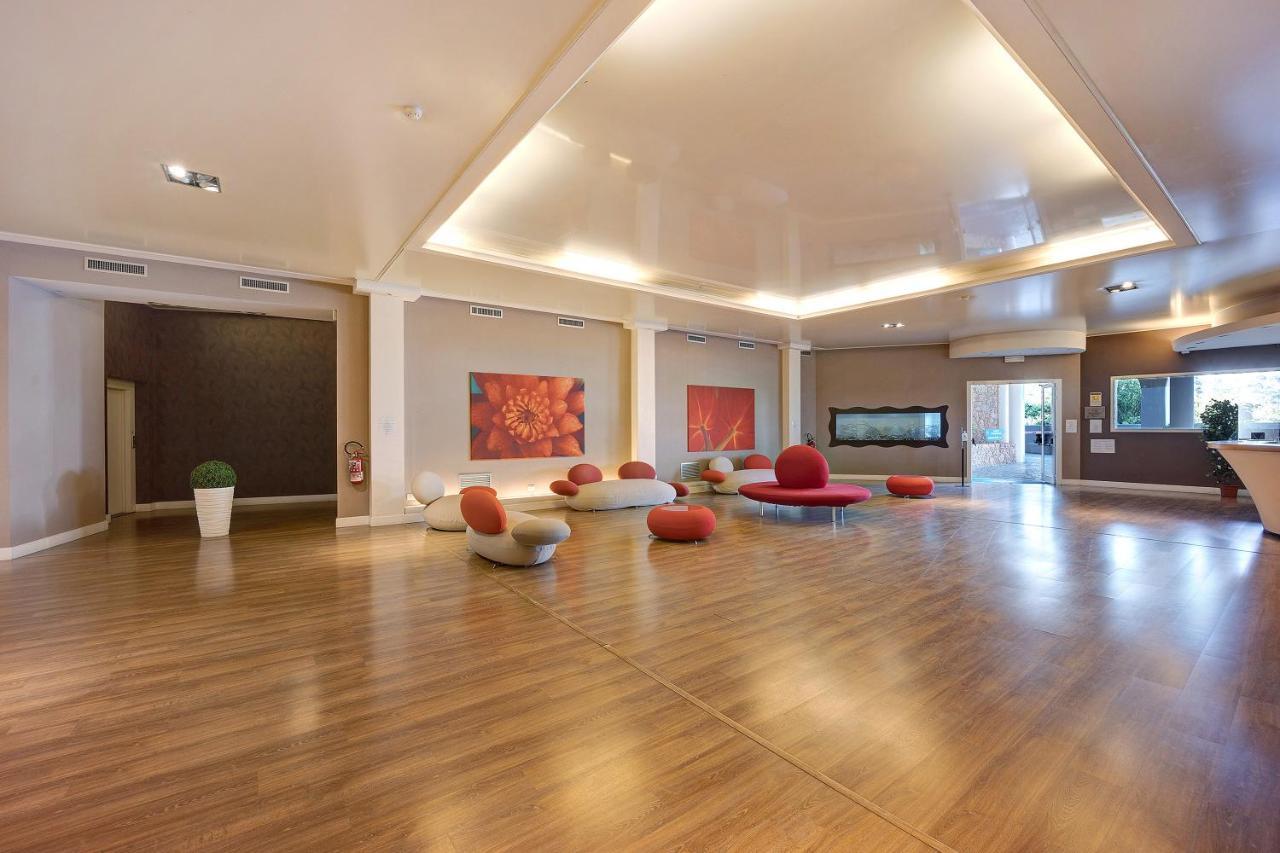 Апарт отель Modus Vivendi 315 Санремо Экстерьер фото